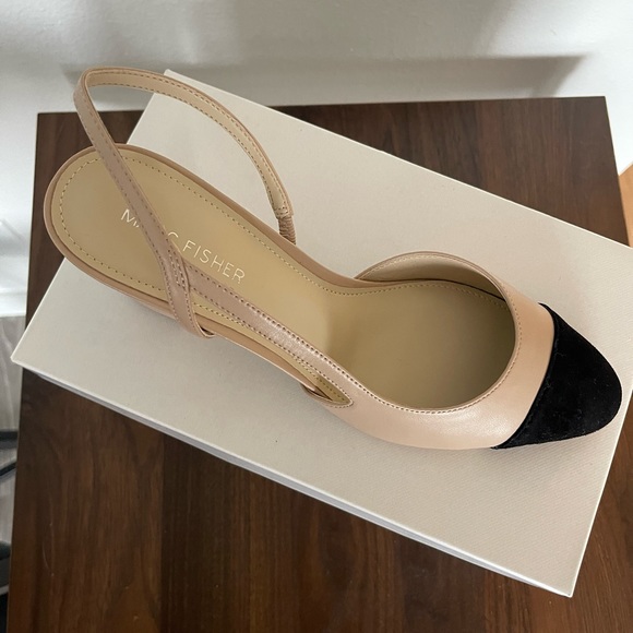 Marc Fisher Laynie Block Heel Pump size 7 - Picture 5 of 13